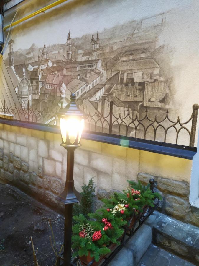 Appartamento Rynok 25 Elite Lviv Center Esterno foto